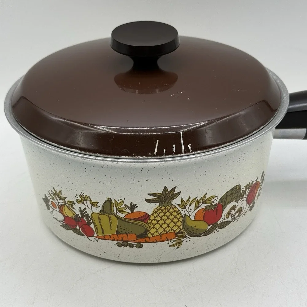 Vintage‎ 1970's Enamel 2 Quart Aluminum Pot W/Lid Fruit & Vegetable Medley USA